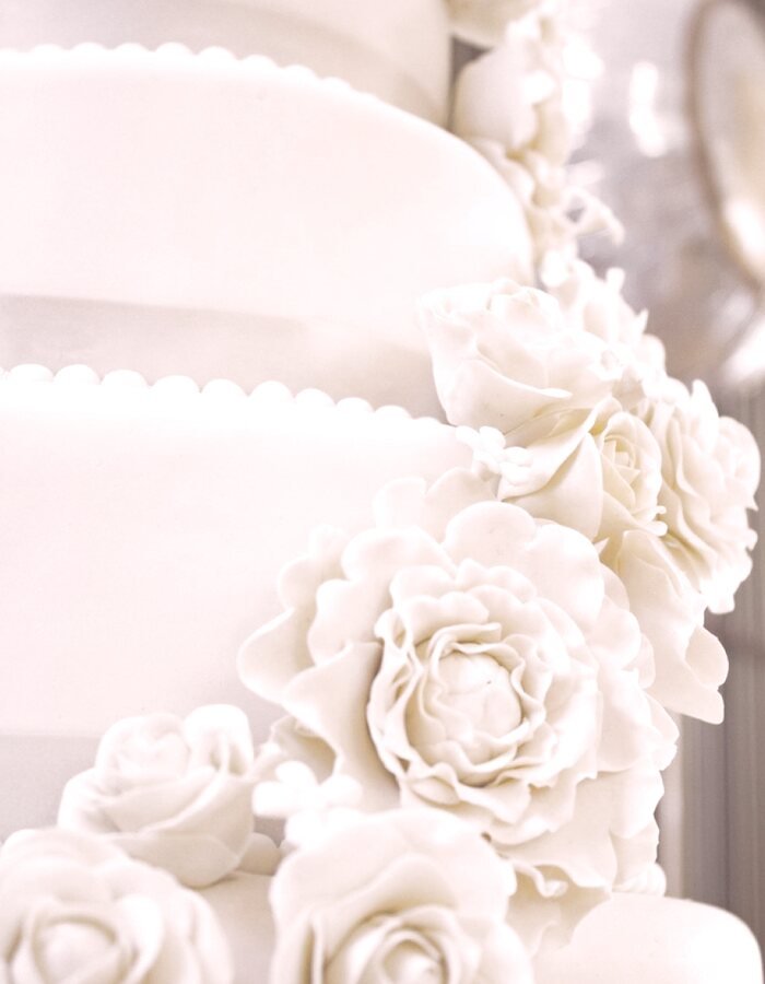 Blush Romance wedding cake