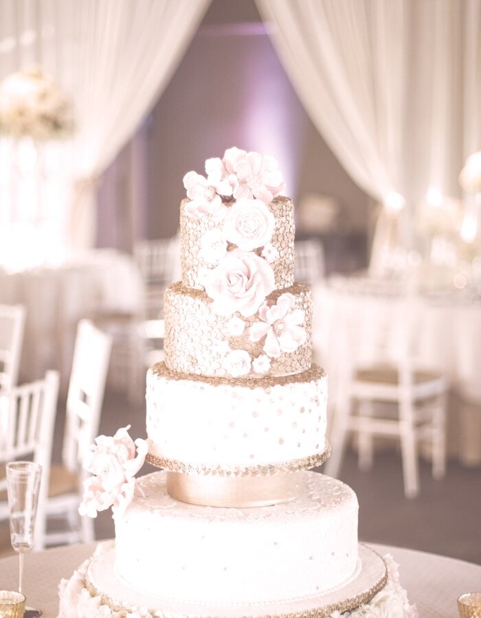 Royal Luxury wedding cake