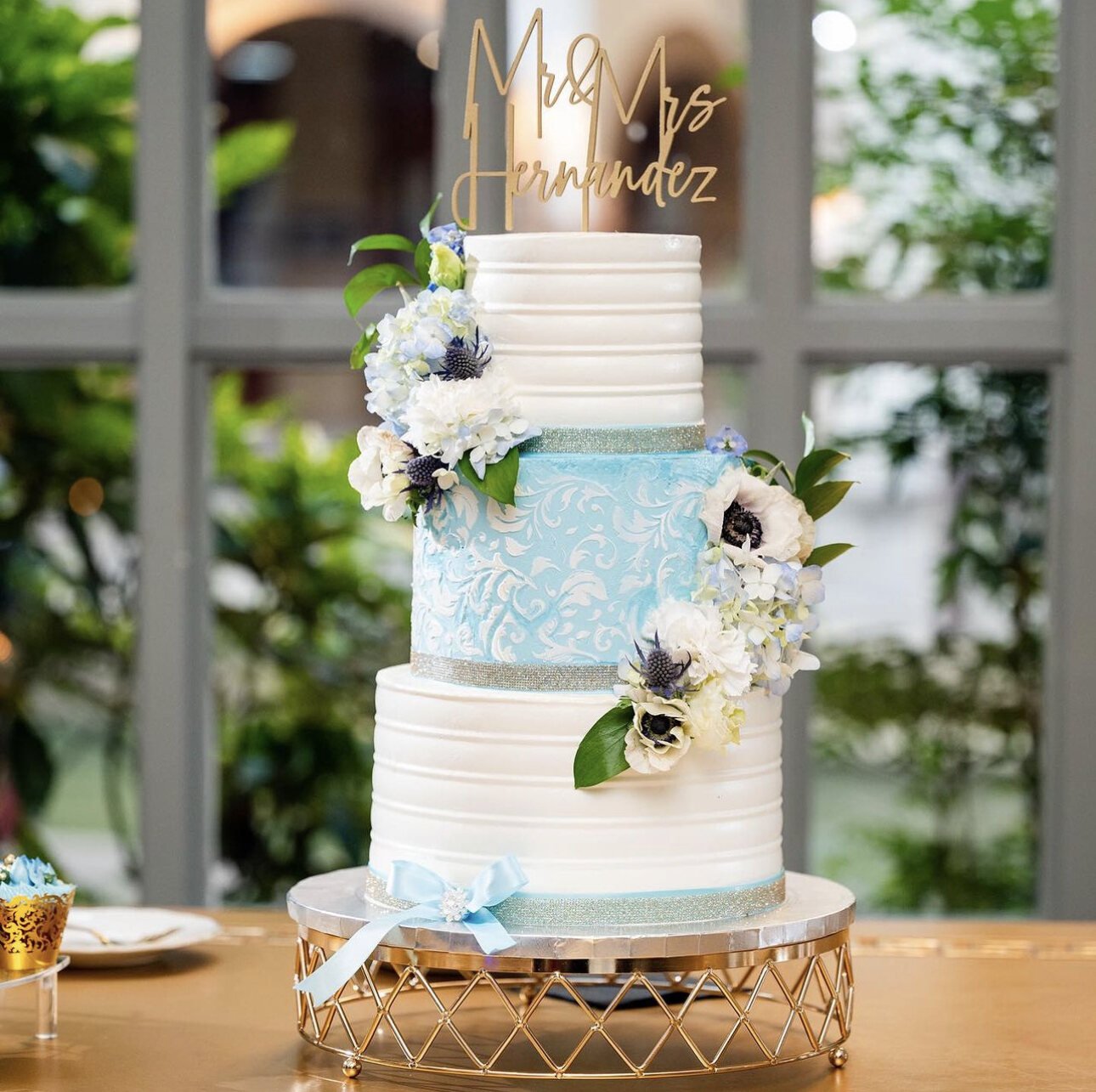 Ritalicious wedding cake